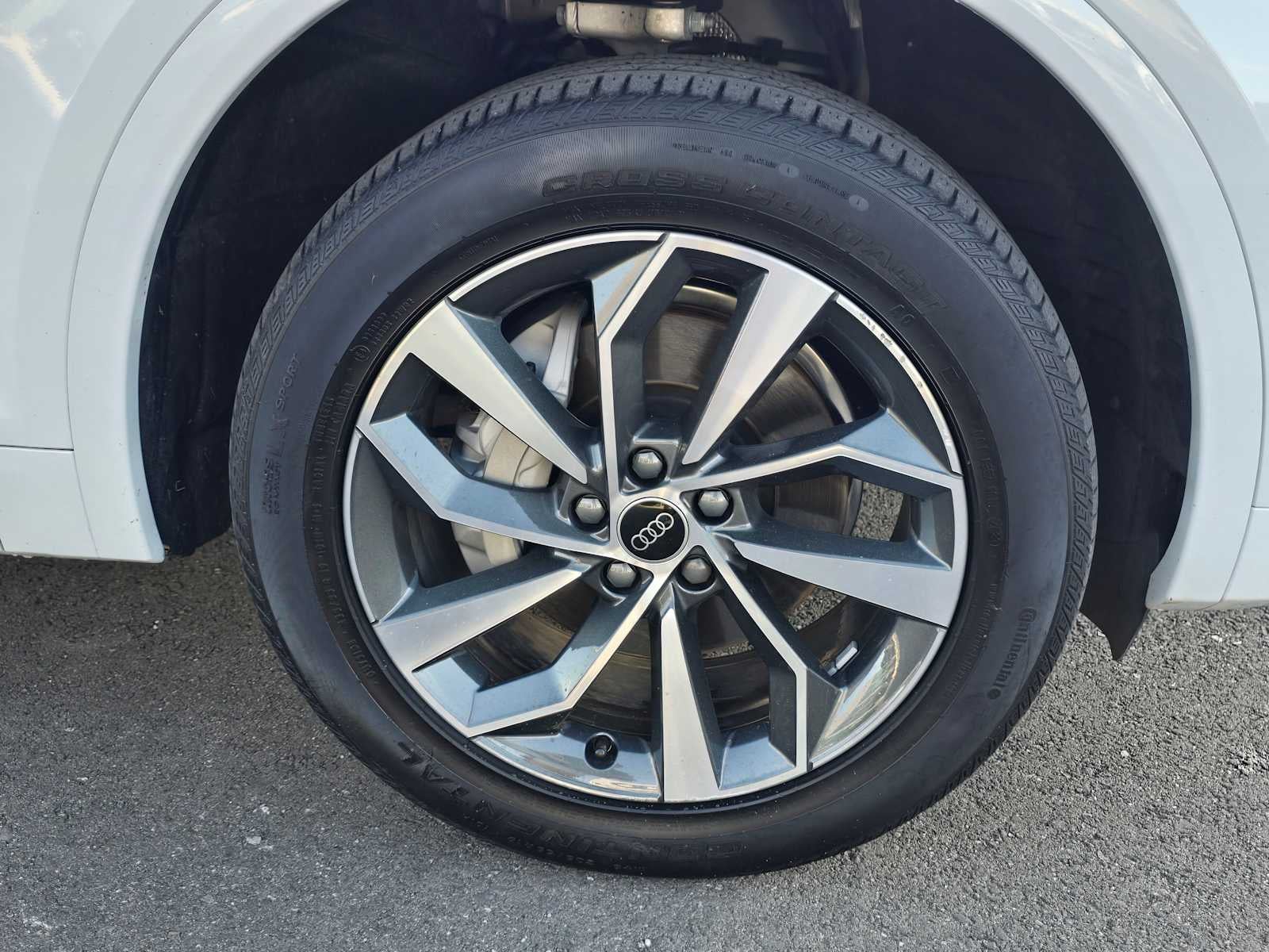 2024 Audi Q5 S line Premium Plus