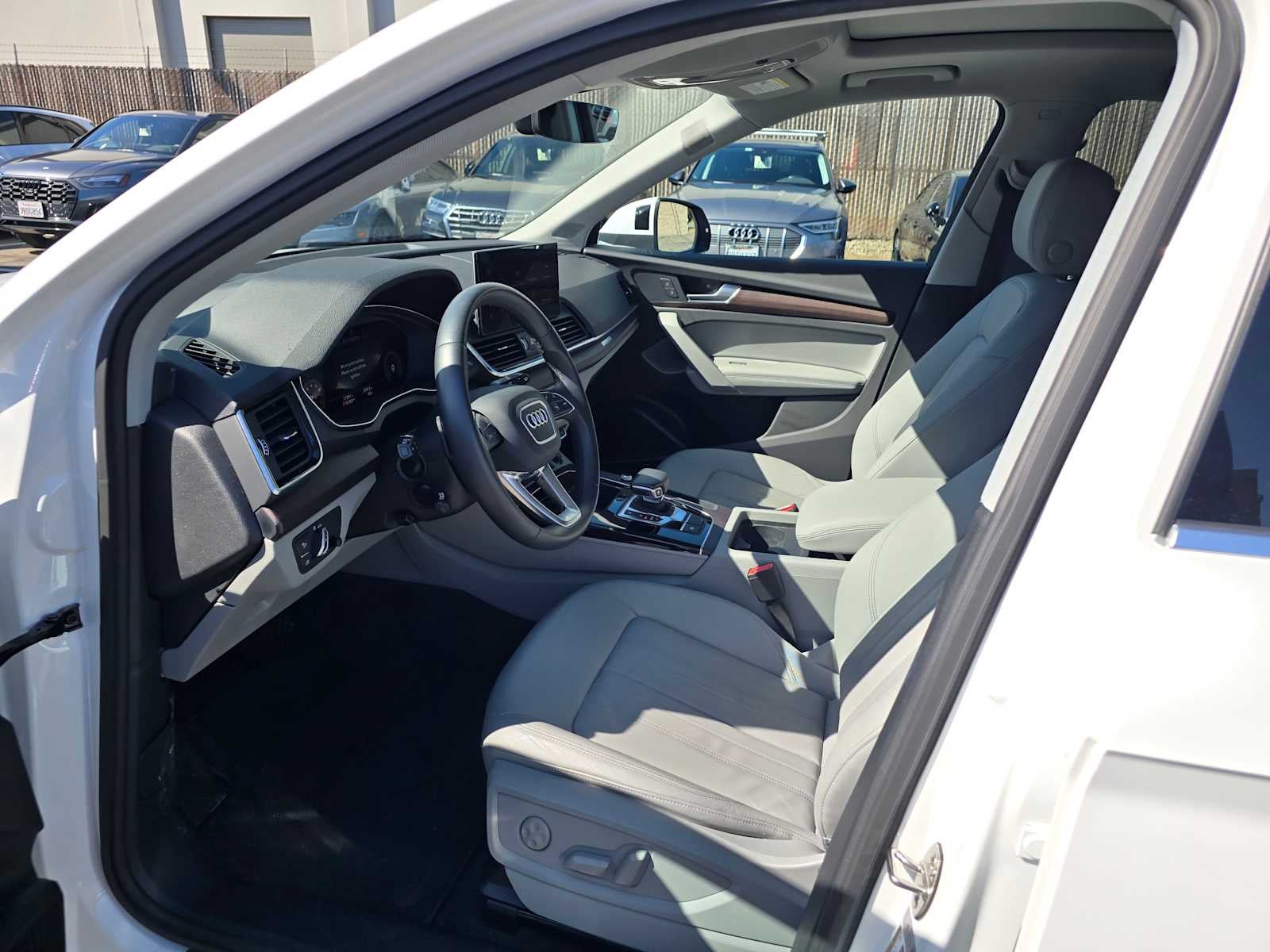 2023 Audi Q5 S line Premium Plus