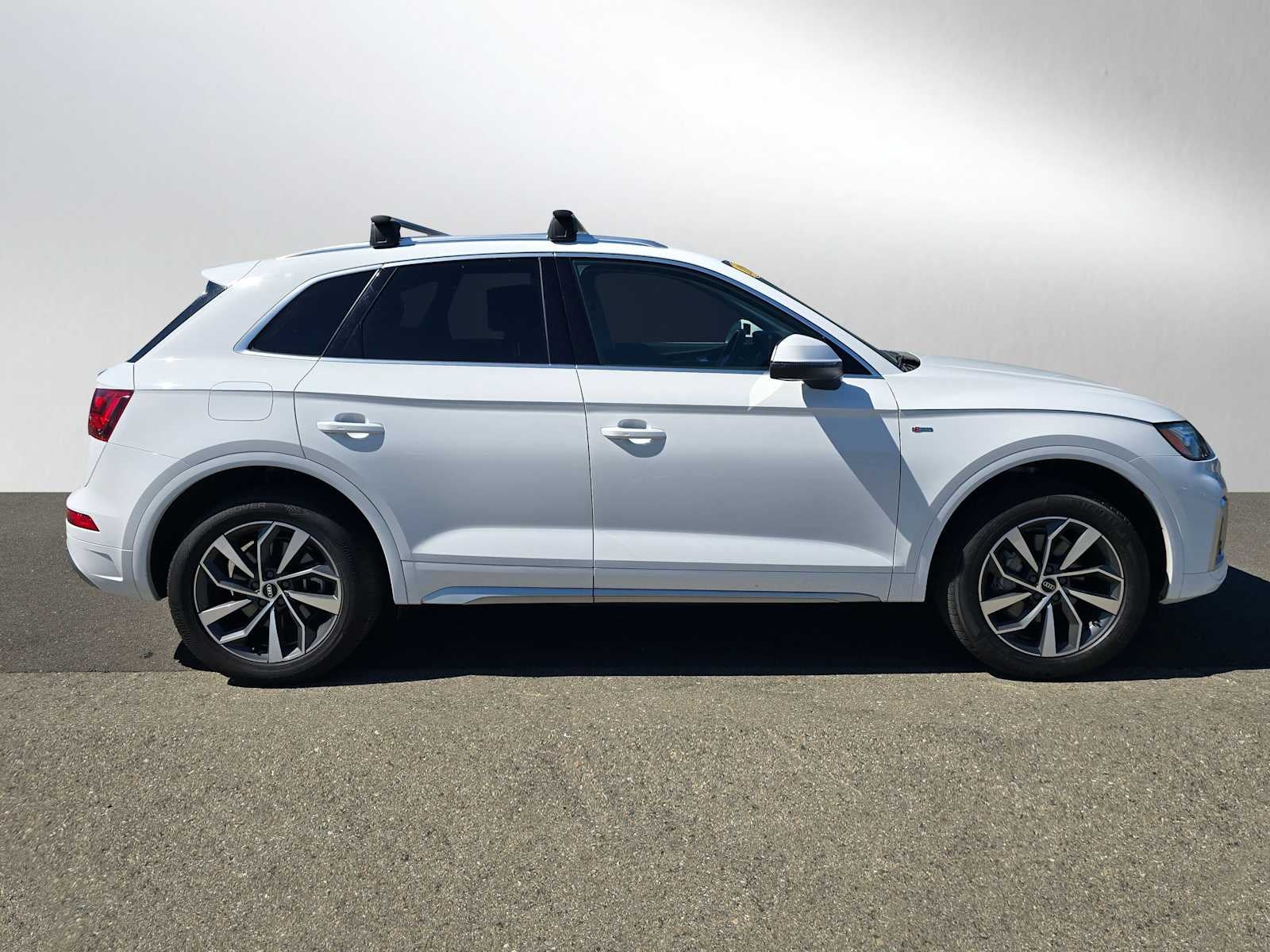 2024 Audi Q5 S line Premium Plus