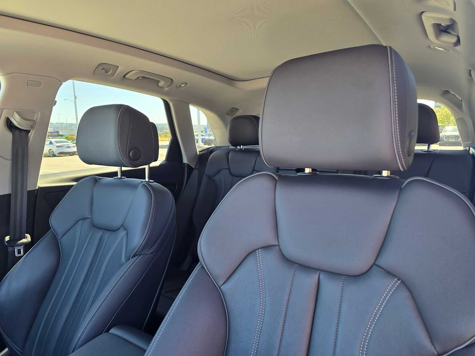 2024 Audi Q5 S line Premium Plus