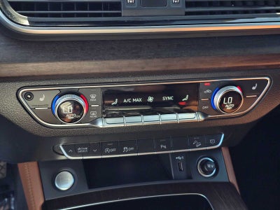 2024 Audi Q5 S line Premium Plus