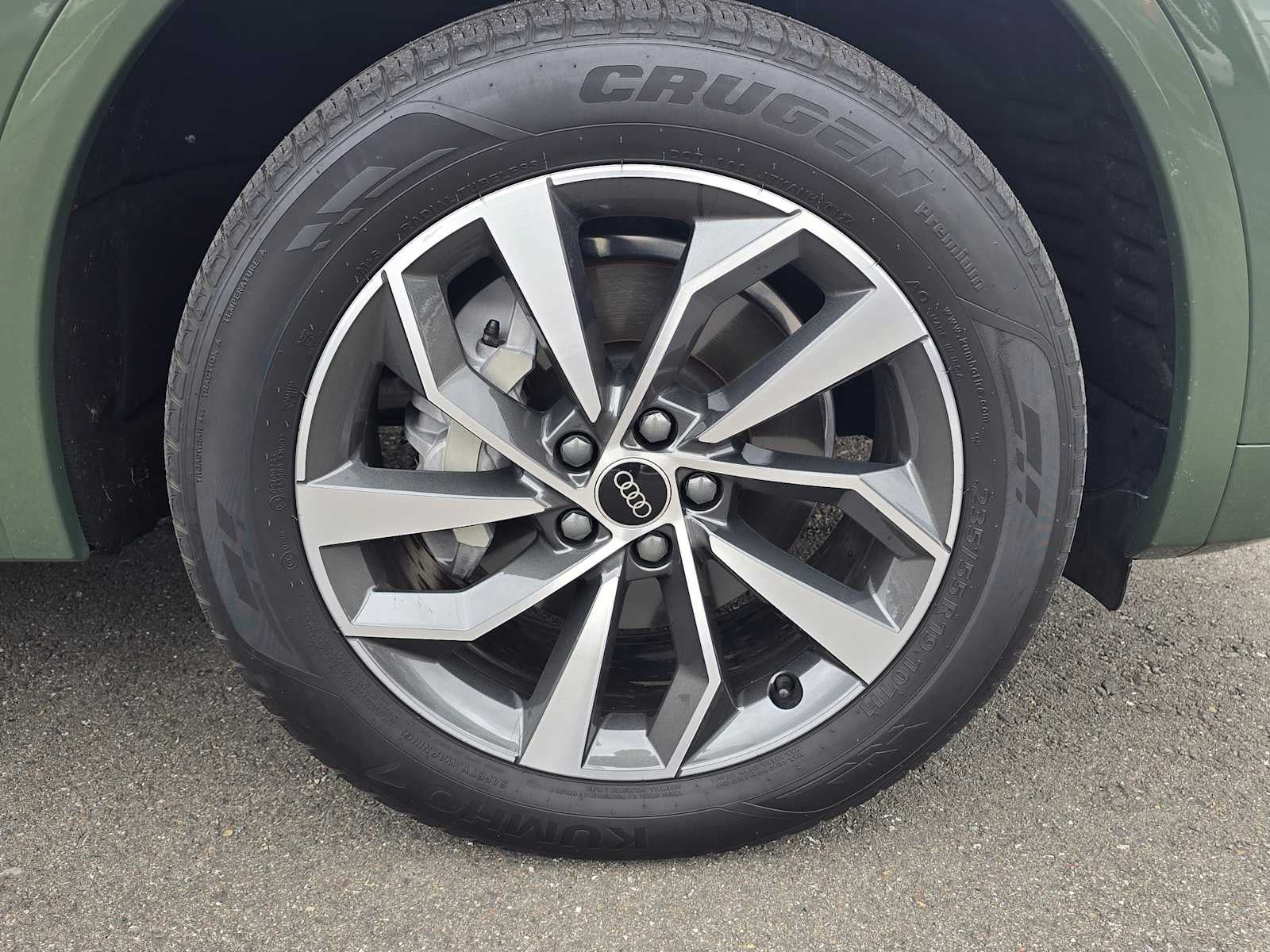 2024 Audi Q5 S line Premium Plus