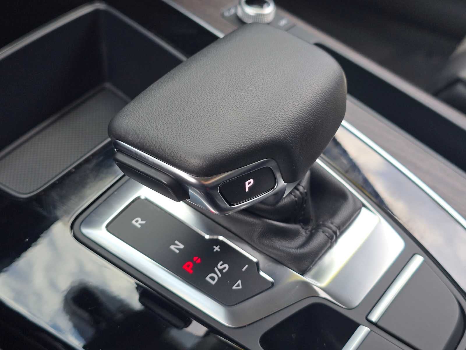 2025 Audi Q5 S line Premium Plus