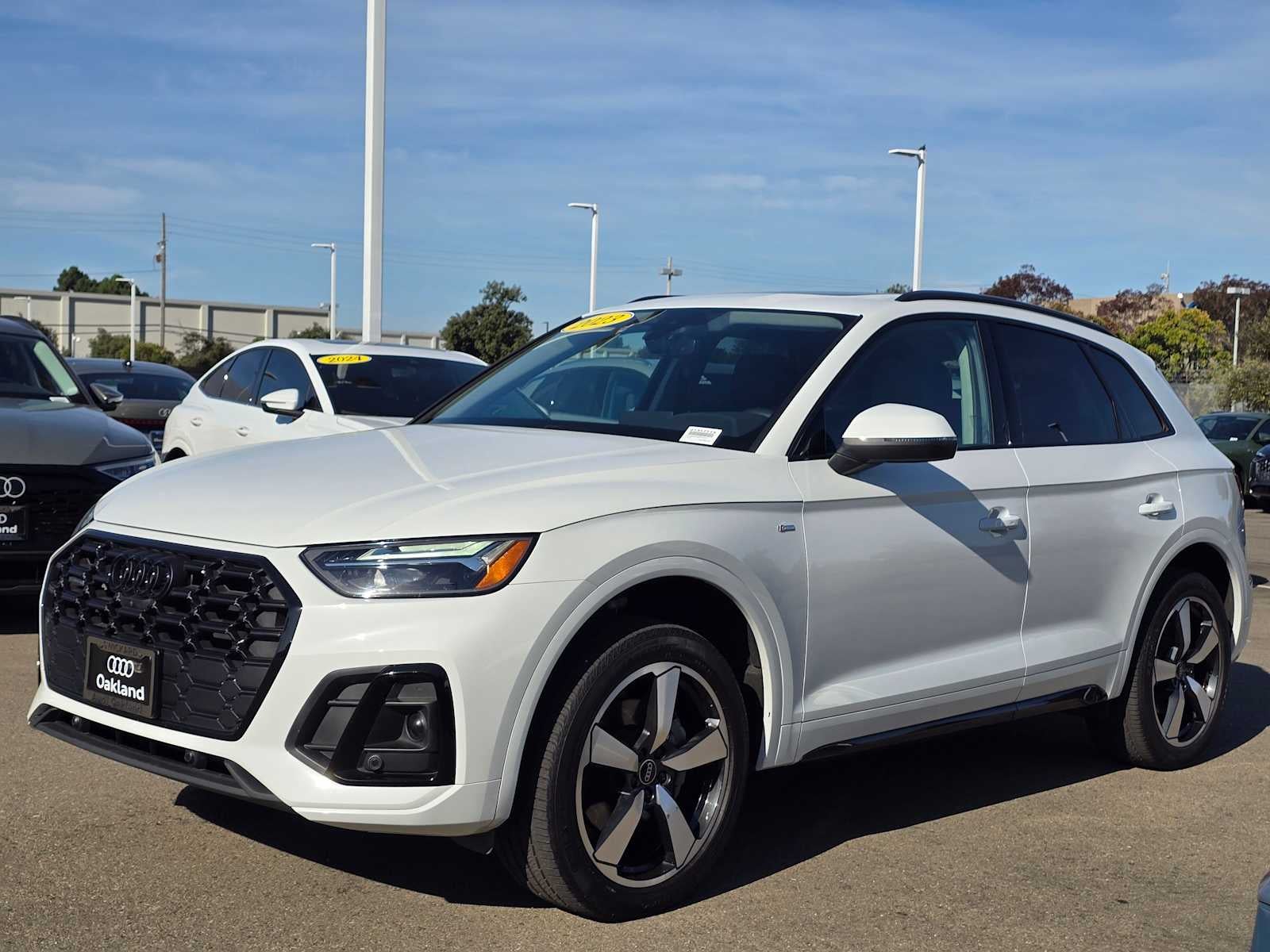 2023 Audi Q5 S line Premium Plus