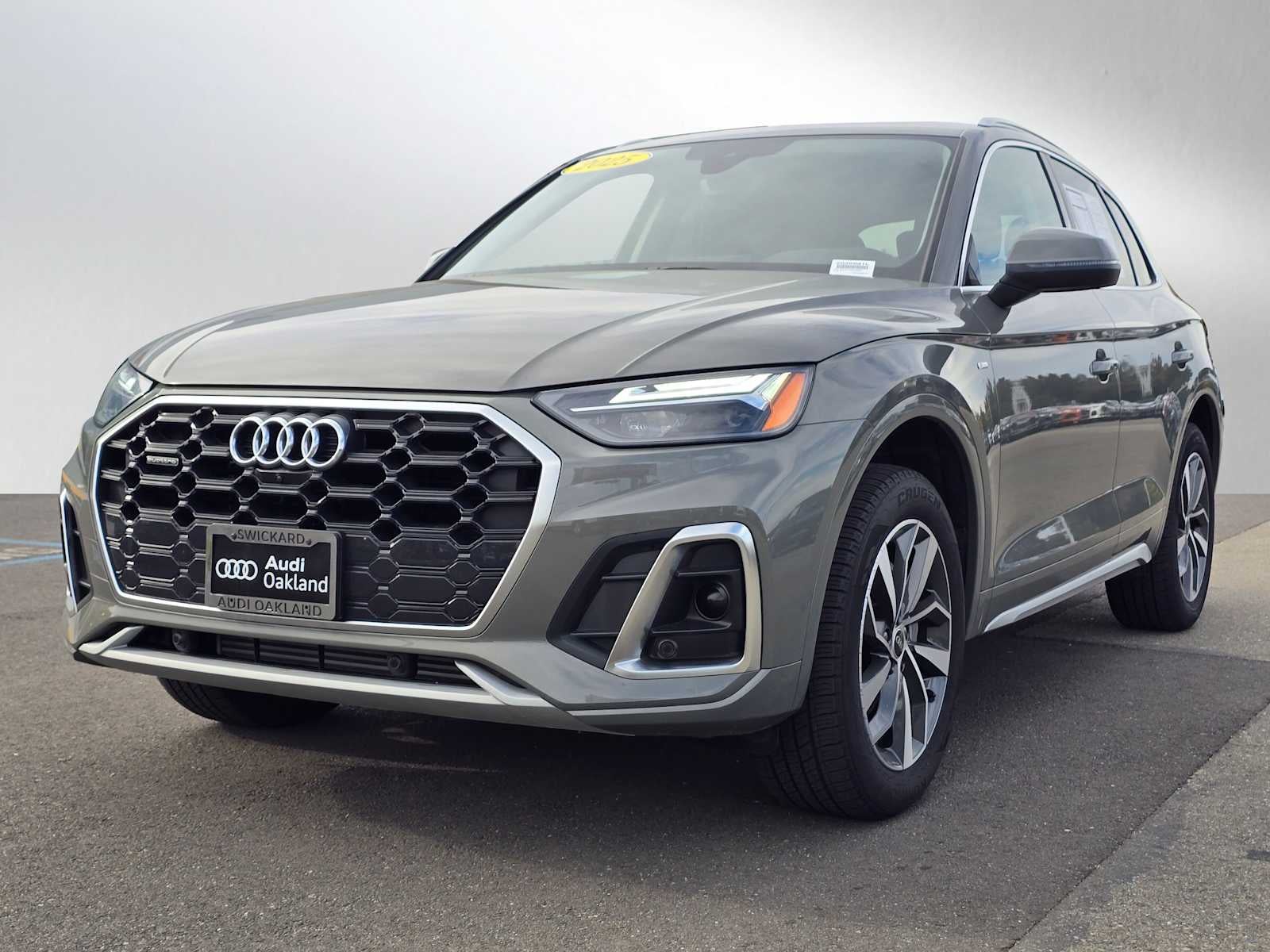 2025 Audi Q5 S line Premium Plus