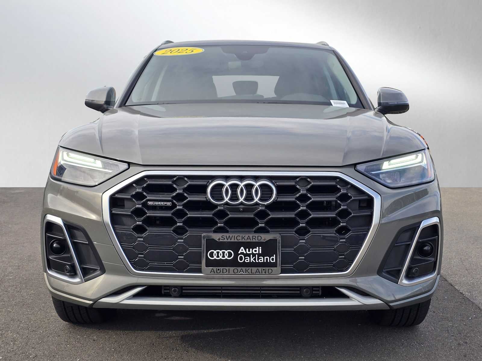 2025 Audi Q5 S line Premium Plus