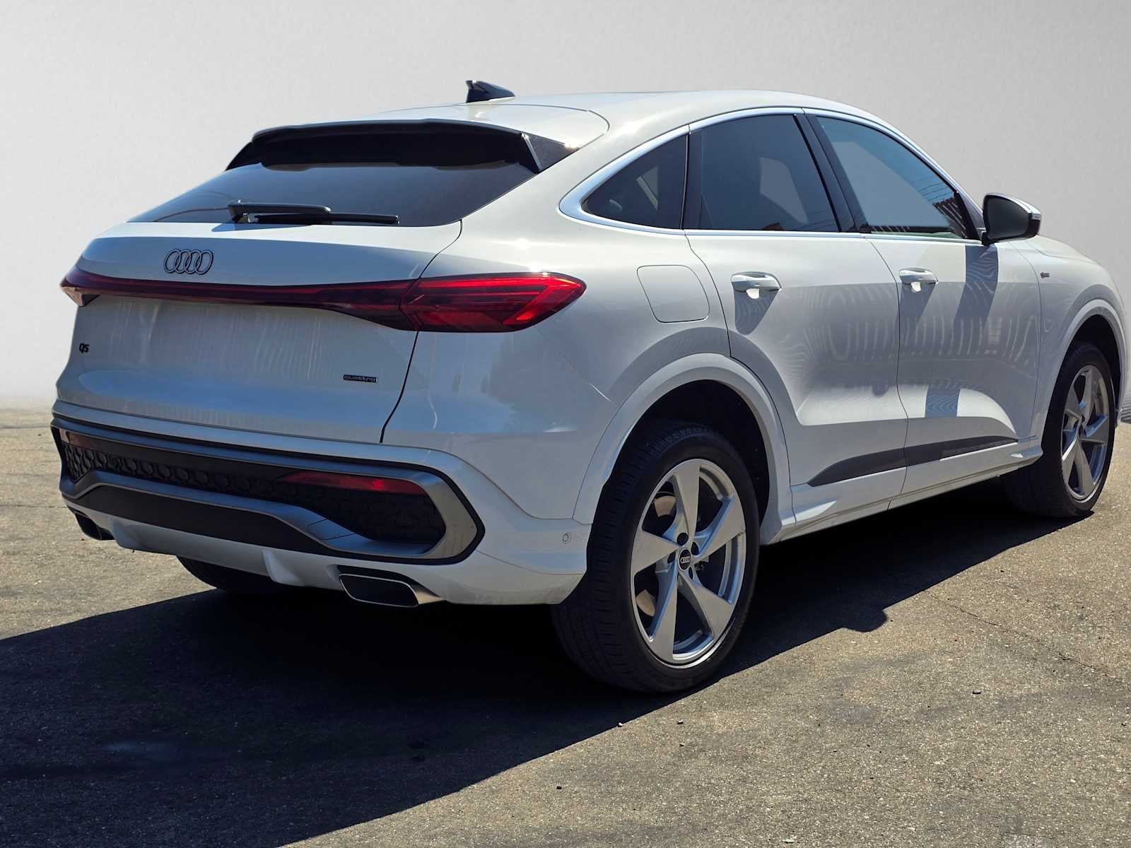 2025 Audi New Q5 Sportback Premium Plus