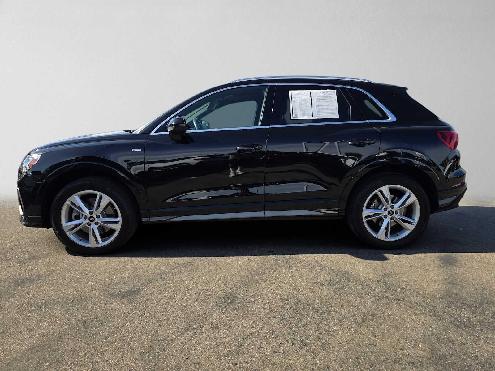 2023 Audi Q3 S line Premium Plus