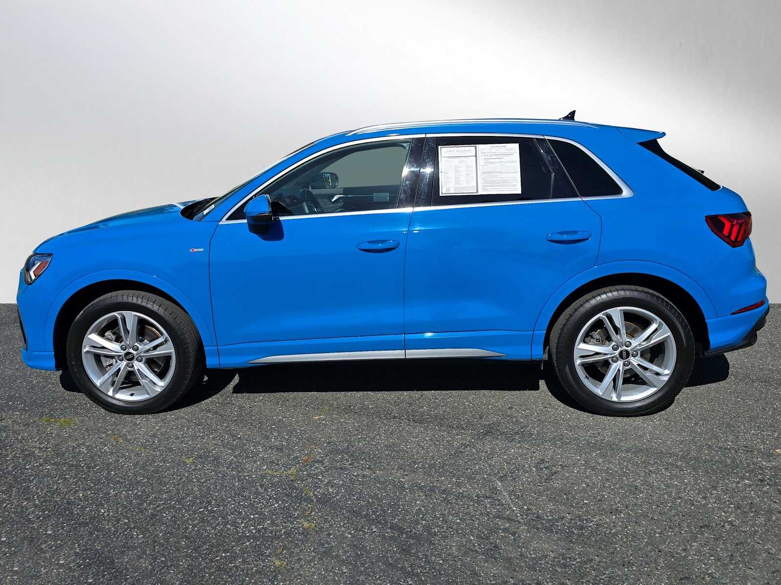 2022 Audi Q3 S line Premium Plus