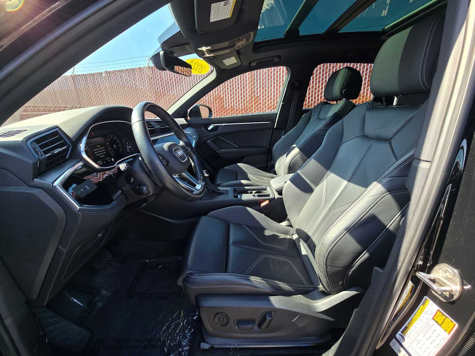 2024 Audi Q3 S line Premium Plus
