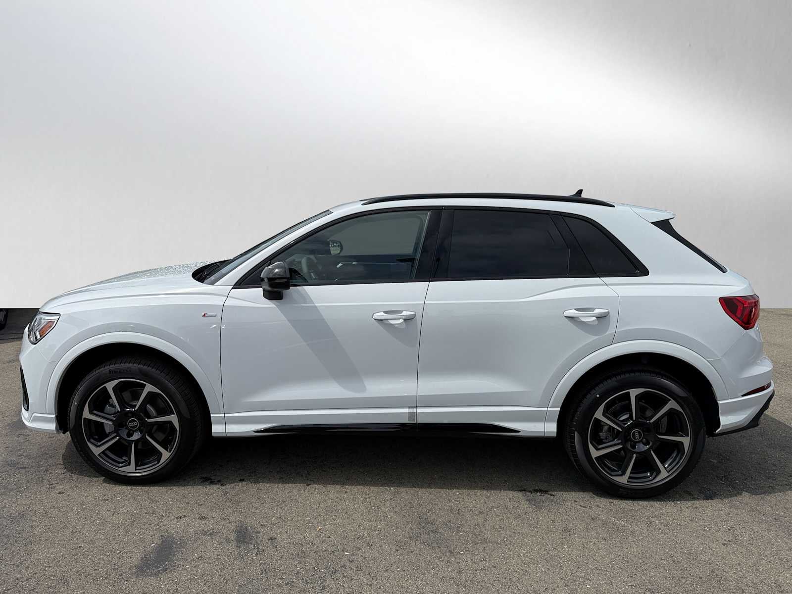 2025 Audi Q3 S line Premium Plus