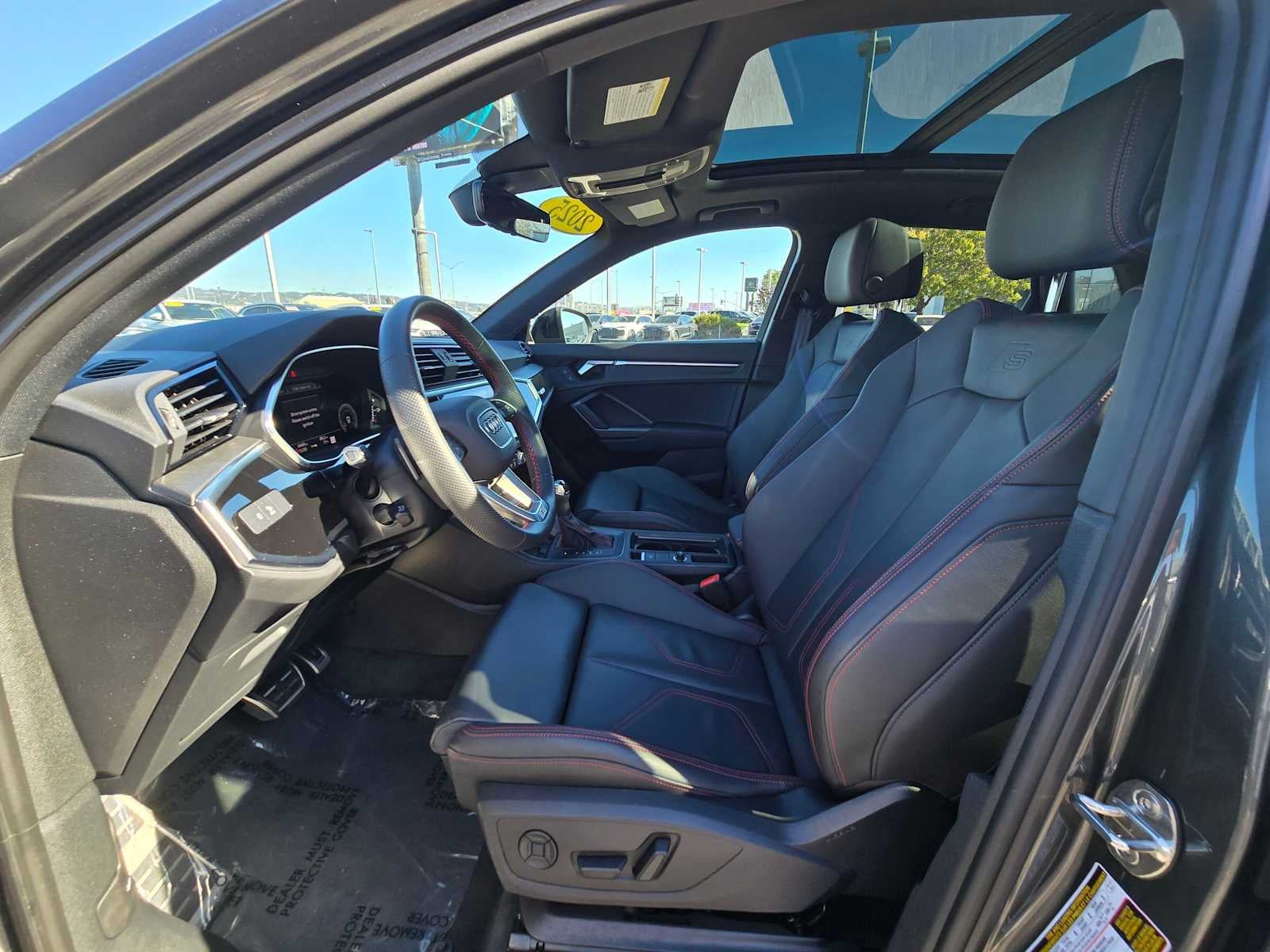 2025 Audi Q3 S line Premium Plus