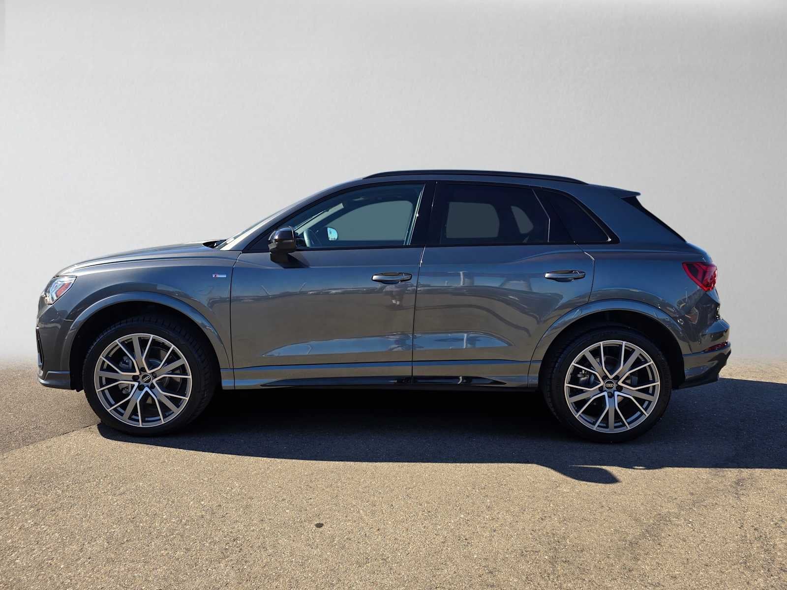 2025 Audi Q3 S line Premium Plus