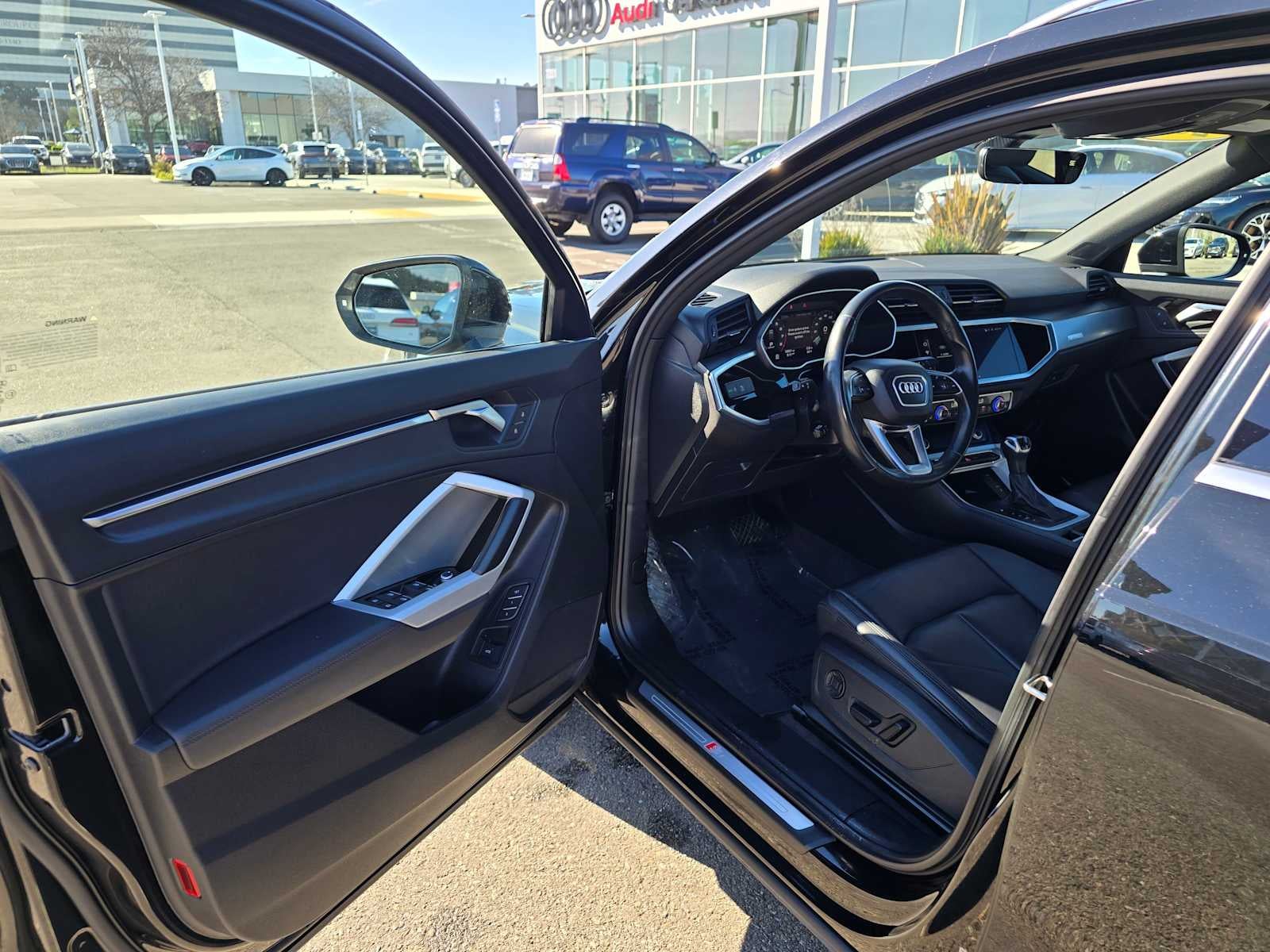 2024 Audi Q3 S line Premium Plus