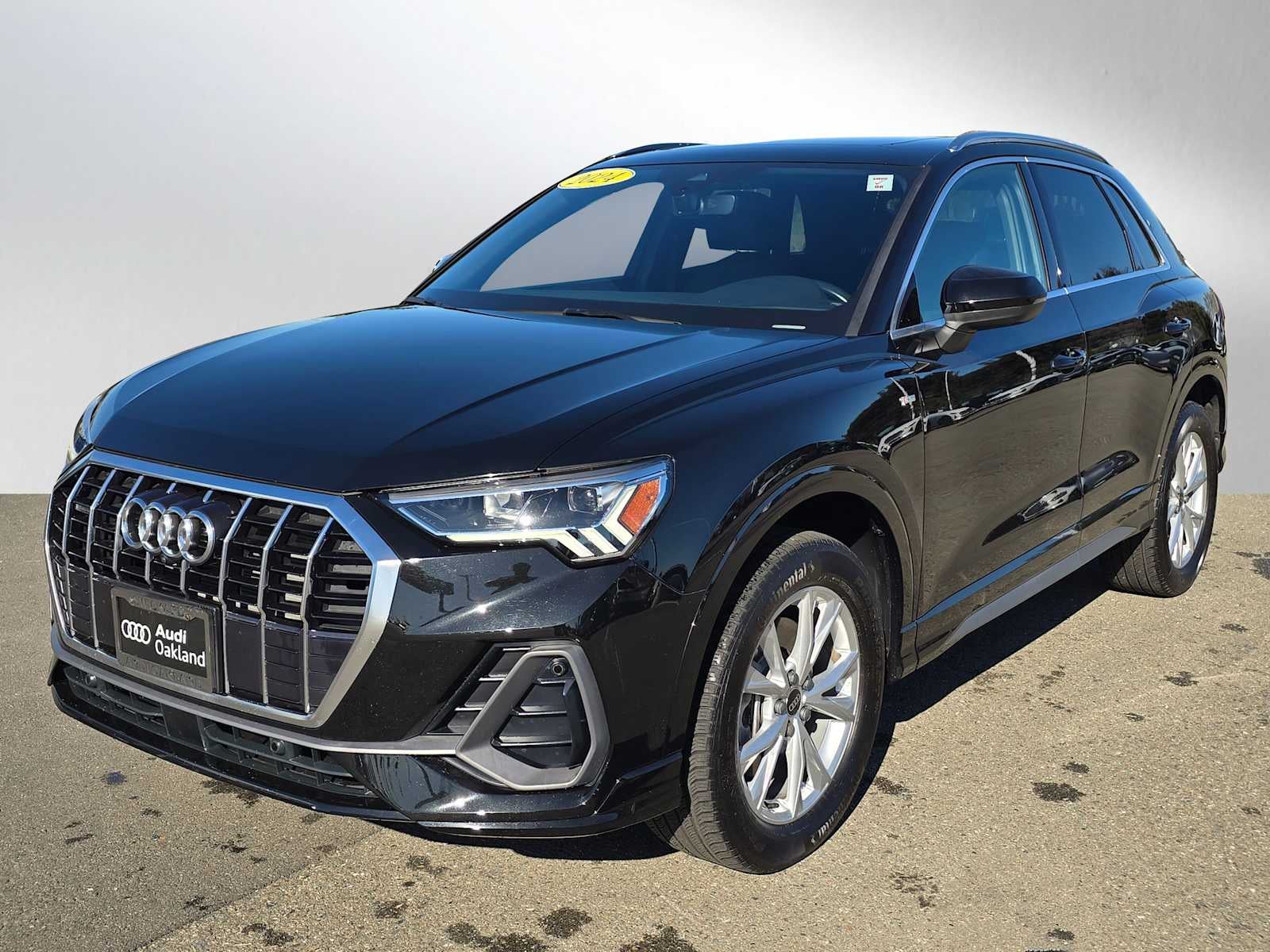 2024 Audi Q3 S line Premium Plus