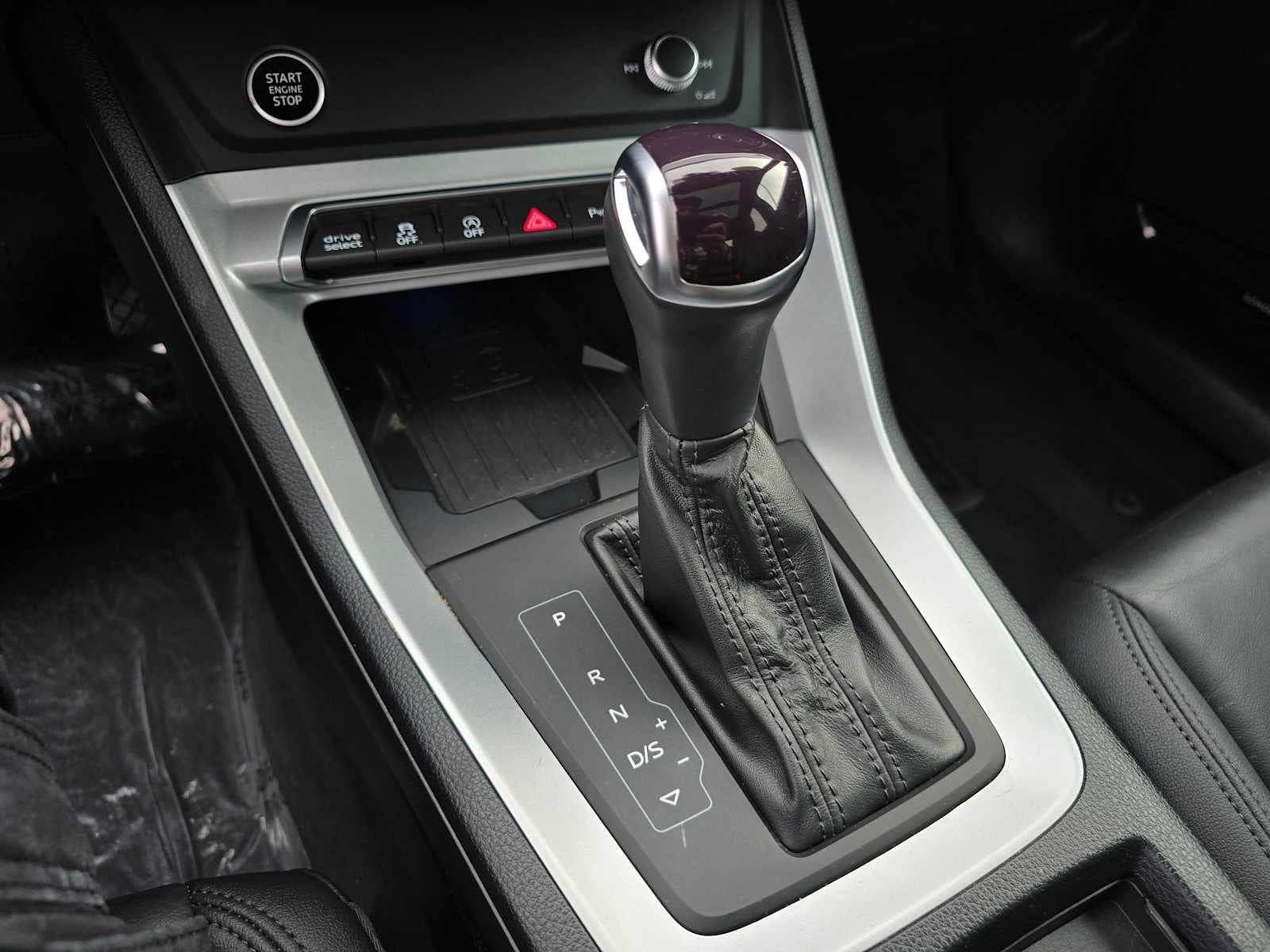 2024 Audi Q3 S line Premium Plus