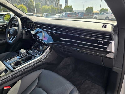 2025 Audi Q8 Premium Plus