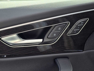 2025 Audi Q8 Premium Plus