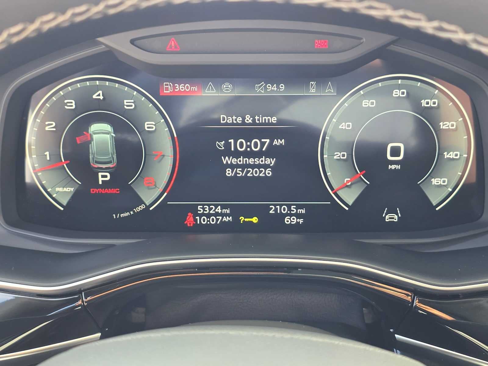 2025 Audi Q8 Premium Plus