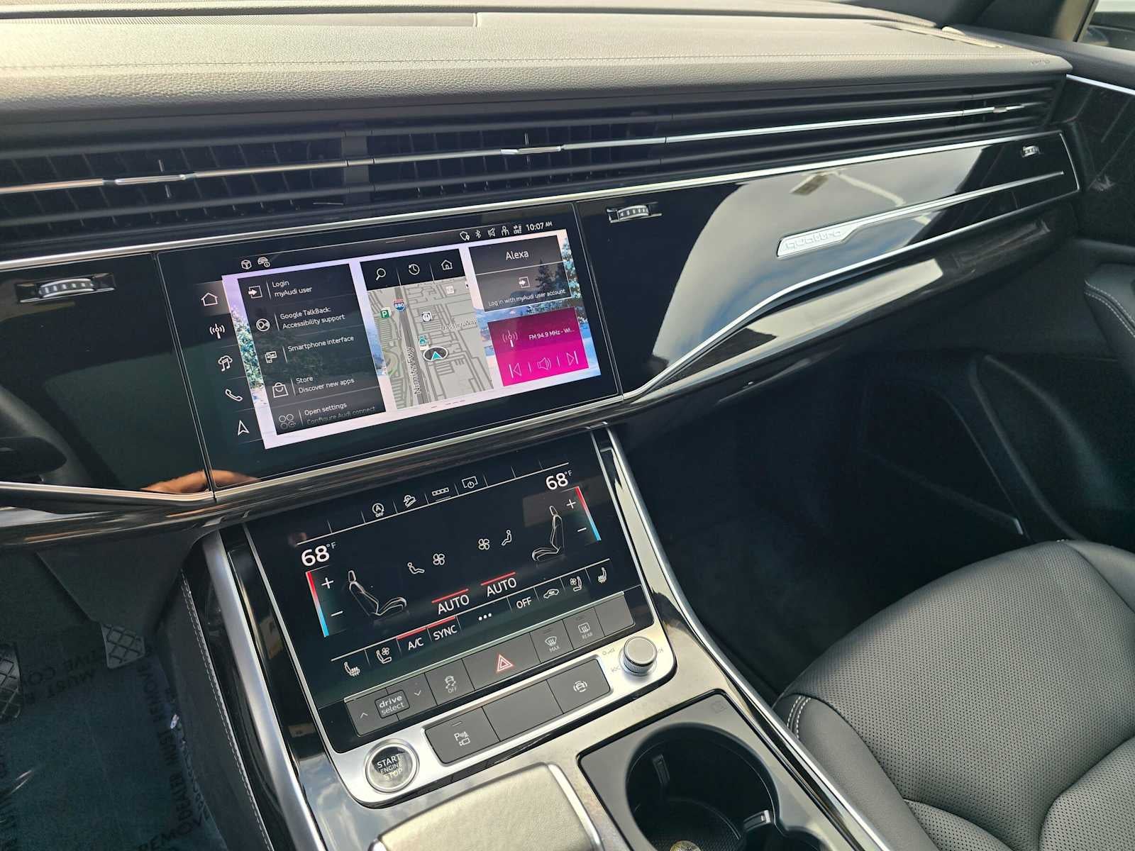 2025 Audi Q8 Premium Plus