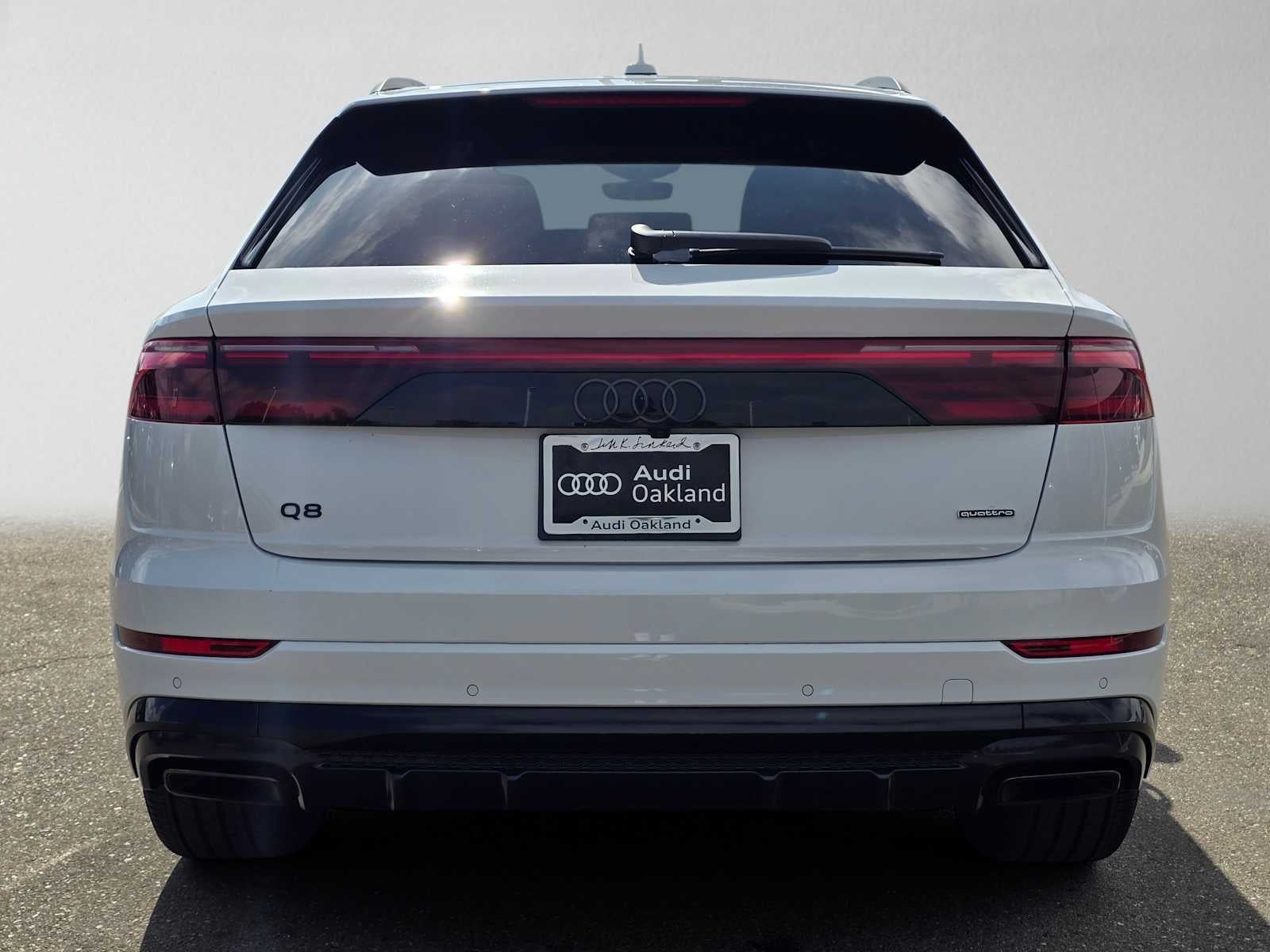 2025 Audi Q8 Premium Plus