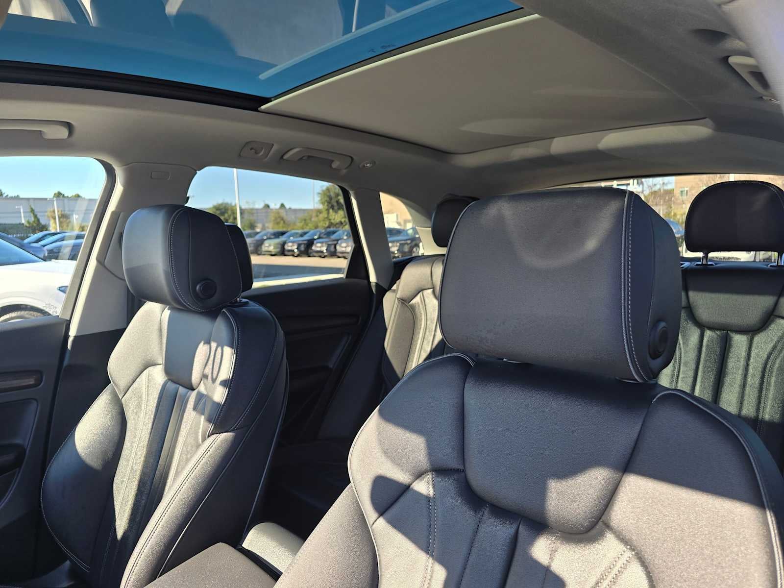 2025 Audi Q5 S line Premium