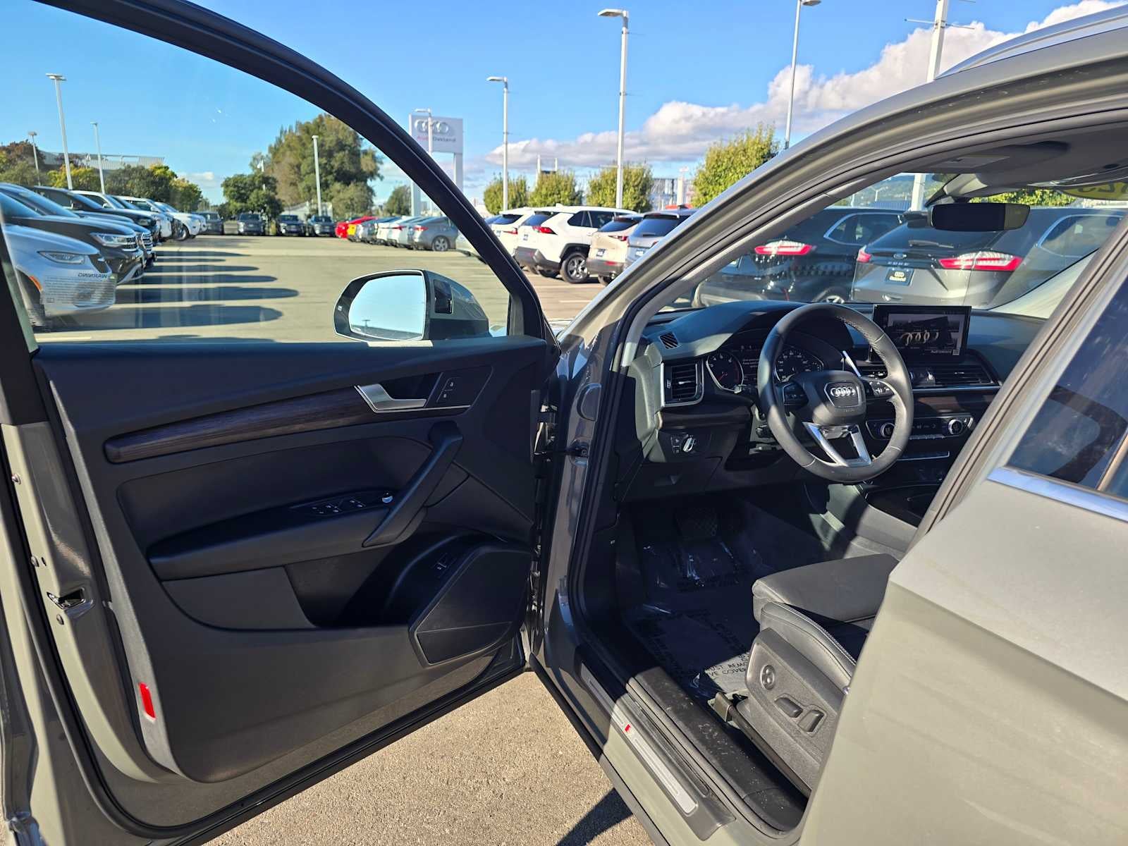 2025 Audi Q5 S line Premium