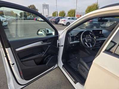 2025 Audi Q5 S line Premium