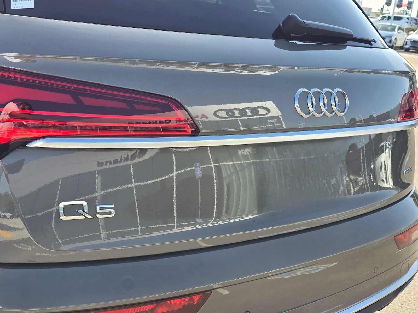 2023 Audi Q5 S line Premium