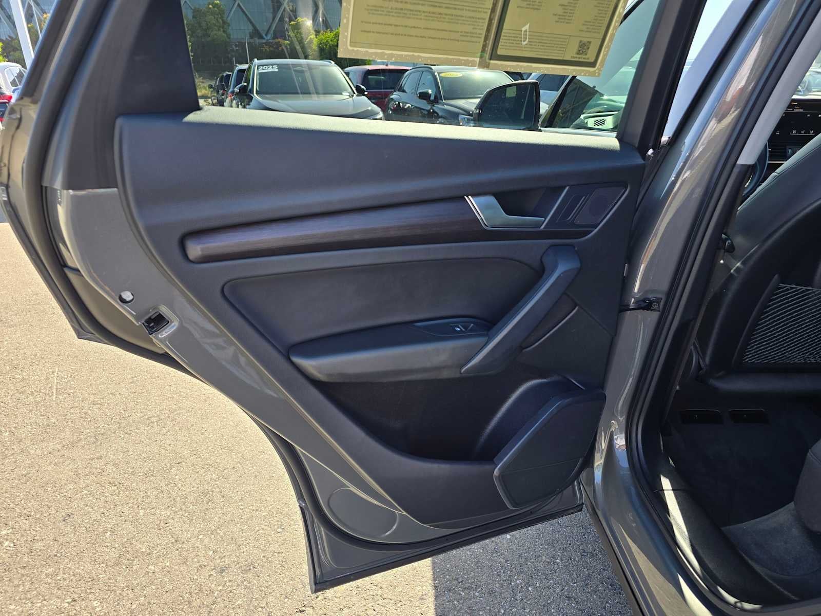 2023 Audi Q5 S line Premium