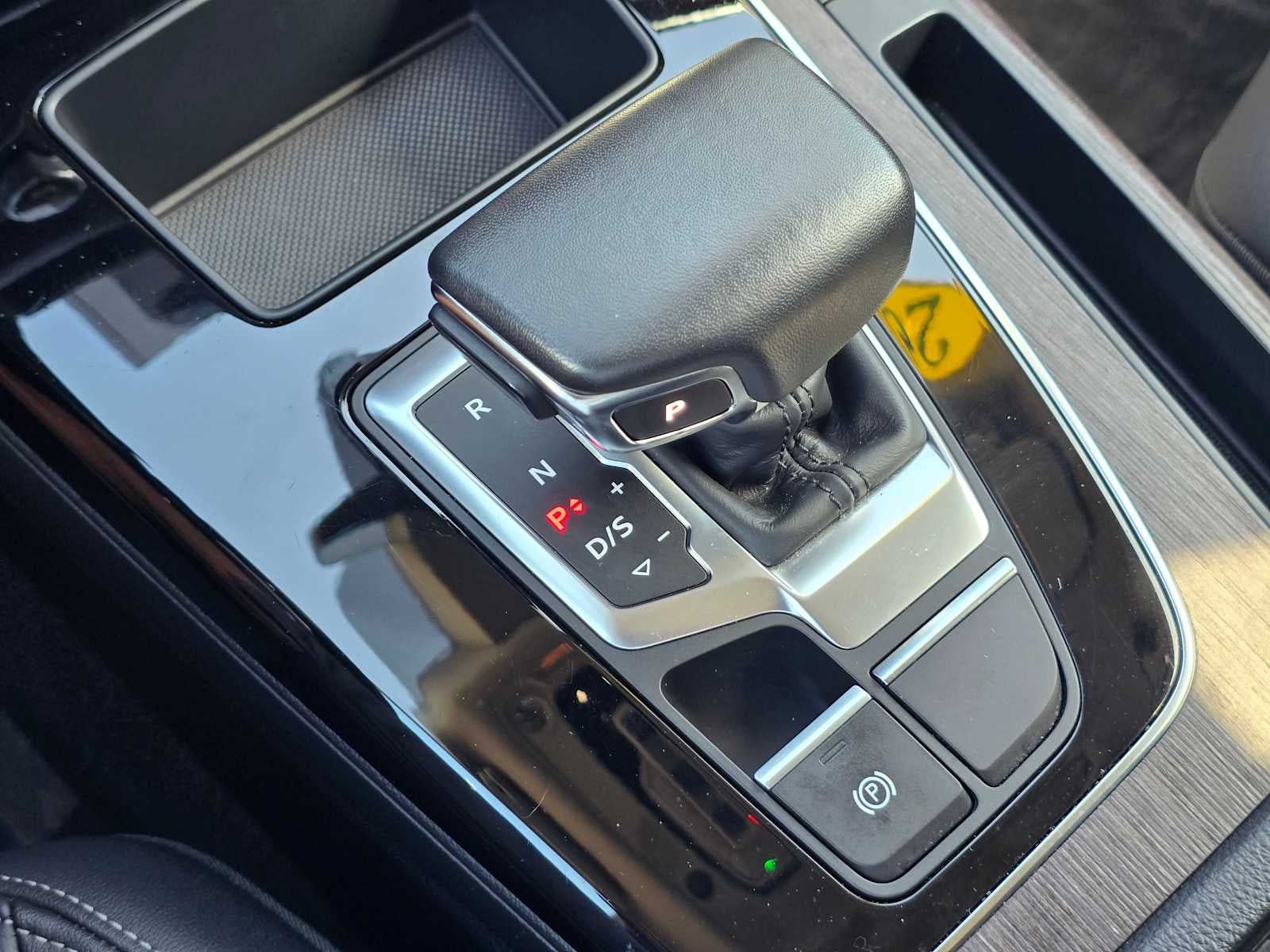 2023 Audi Q5 S line Premium