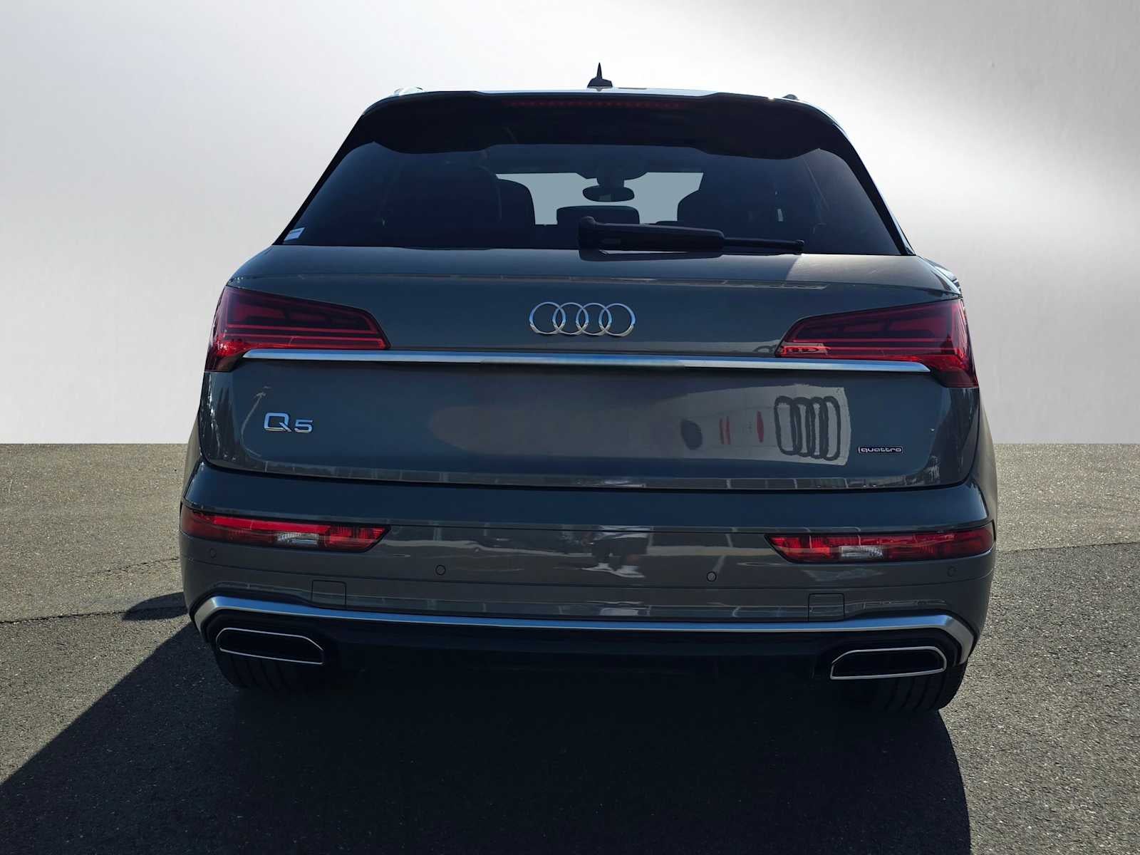 2023 Audi Q5 S line Premium