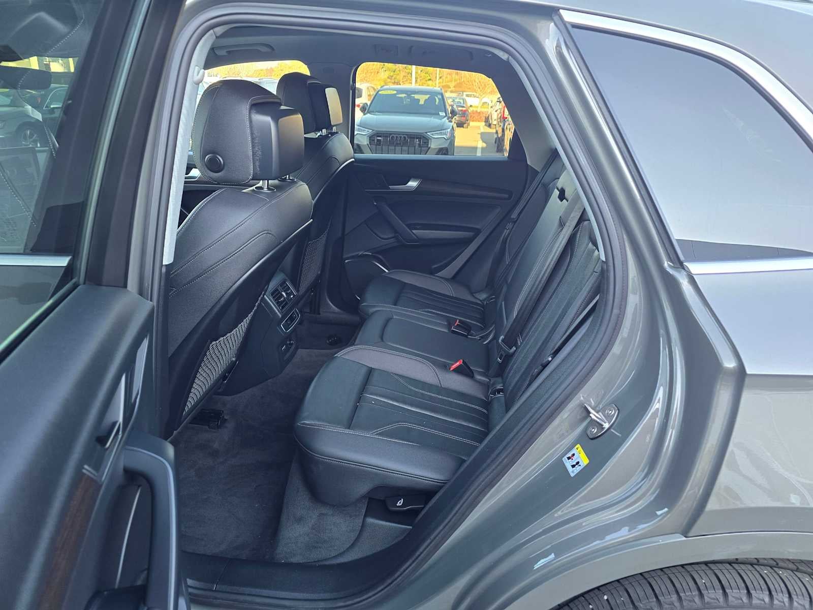 2025 Audi Q5 S line Premium