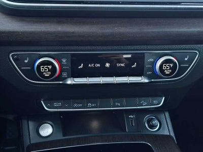 2025 Audi Q5 S line Premium