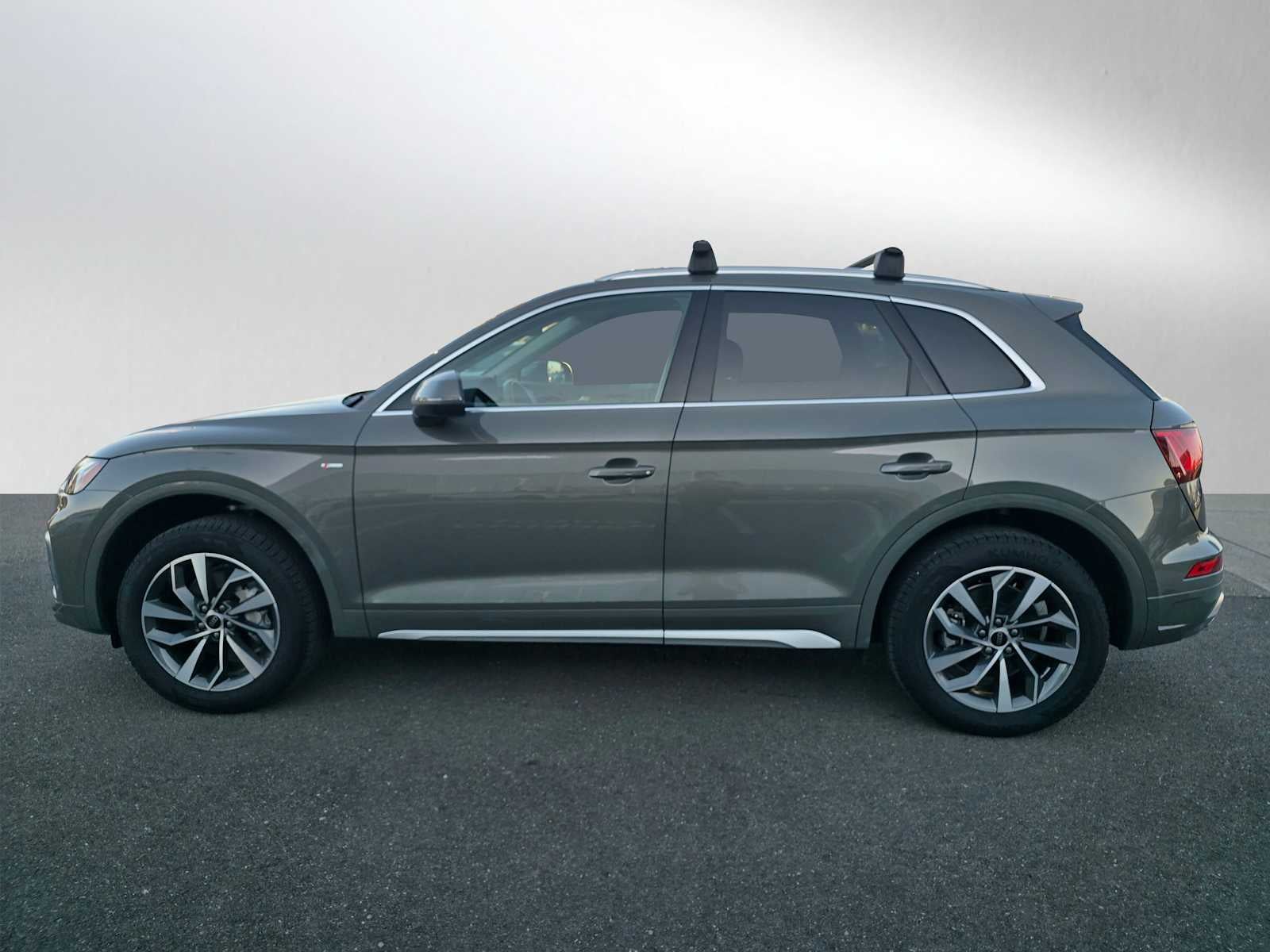 2025 Audi Q5 S line Premium