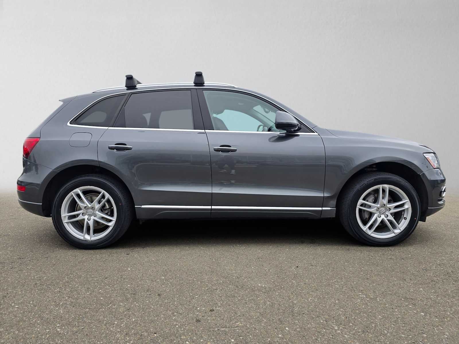 2016 Audi Q5 Premium Plus