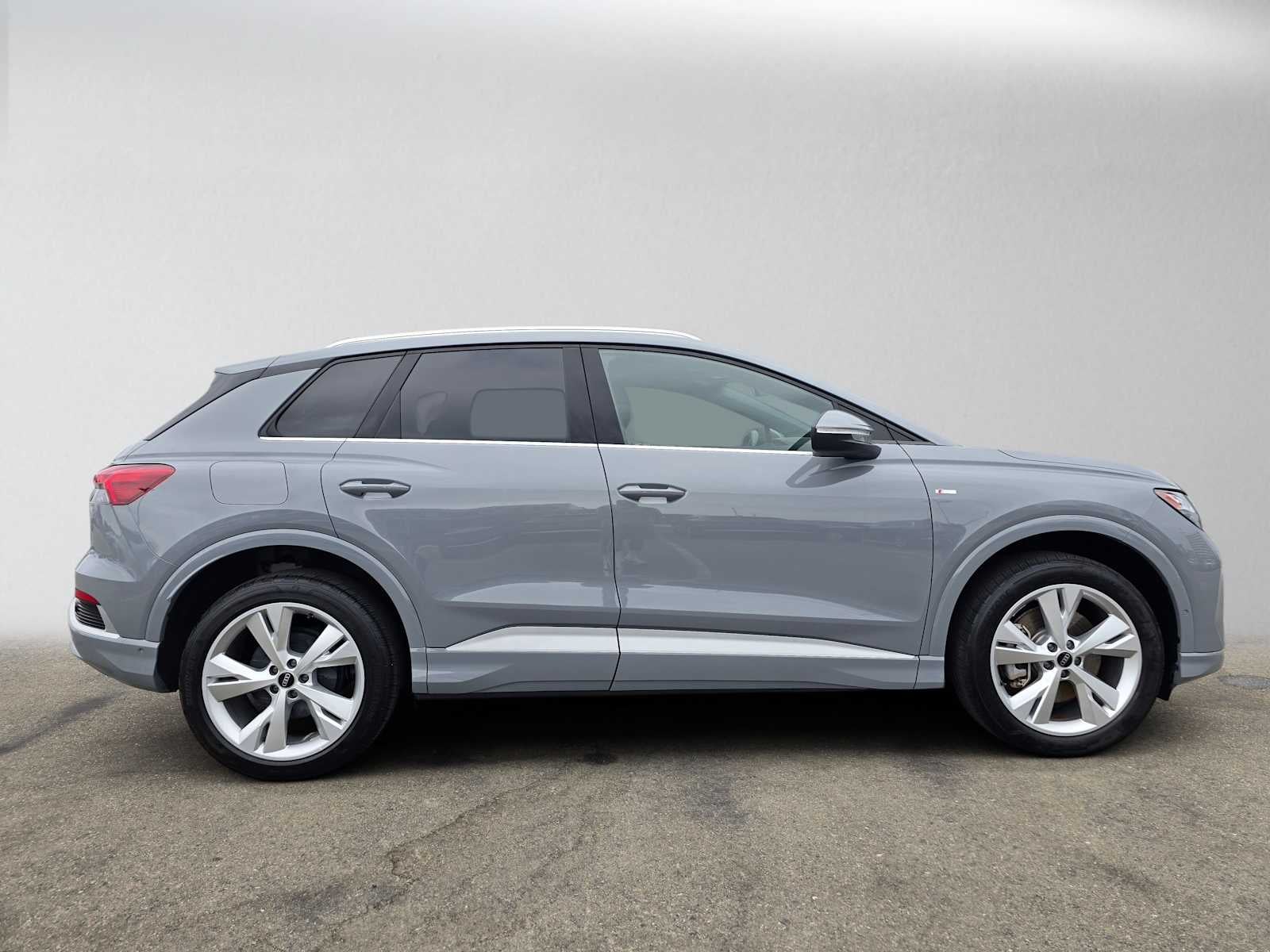 2023 Audi Q4 e-tron Premium Plus