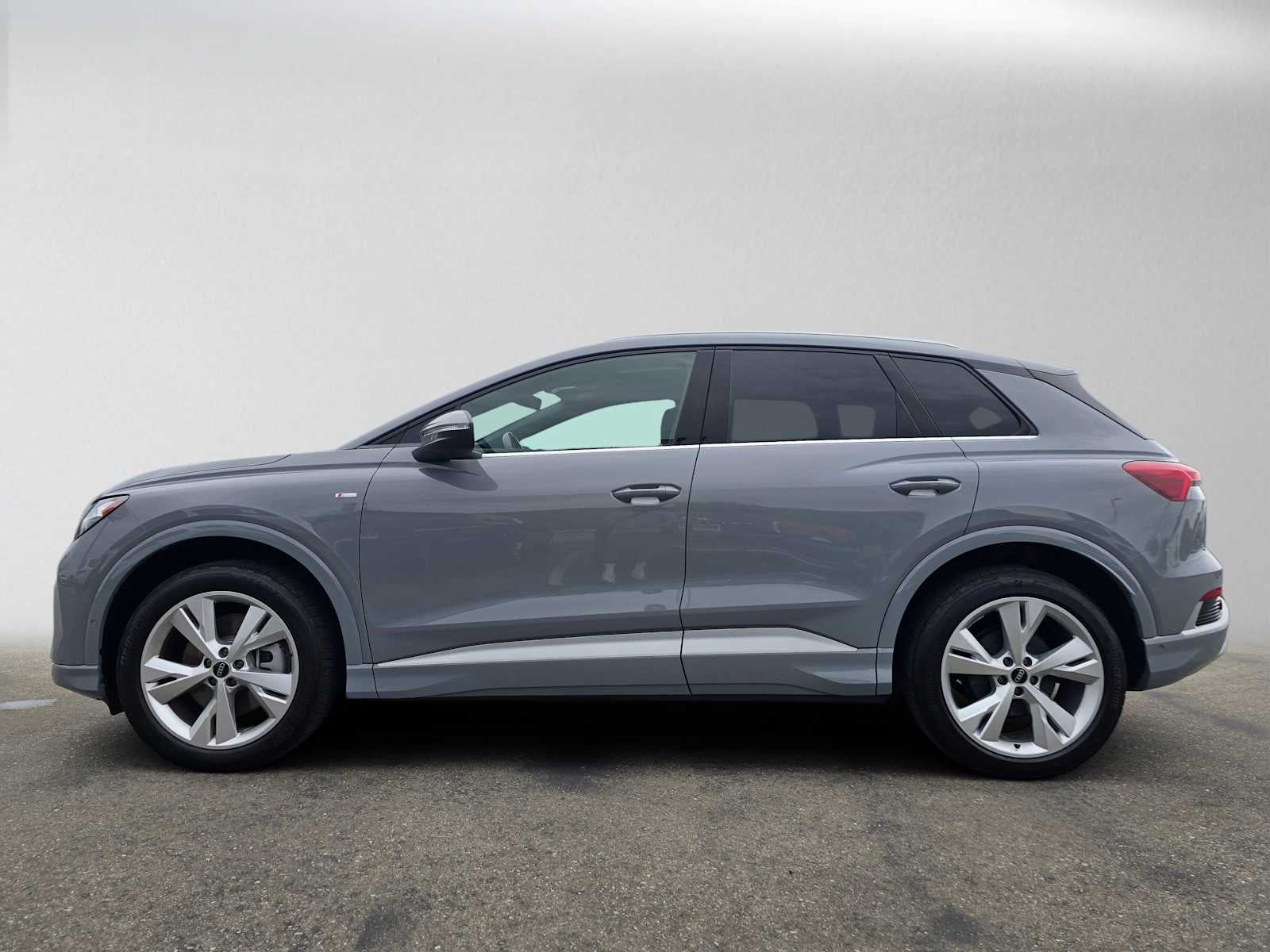 2023 Audi Q4 e-tron Premium Plus