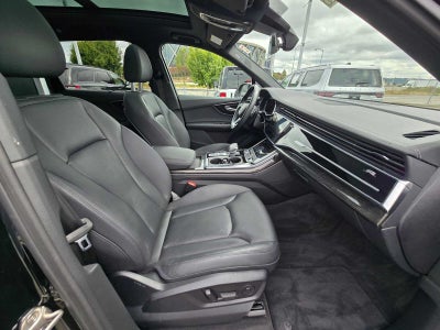 2023 Audi Q7 Premium Plus
