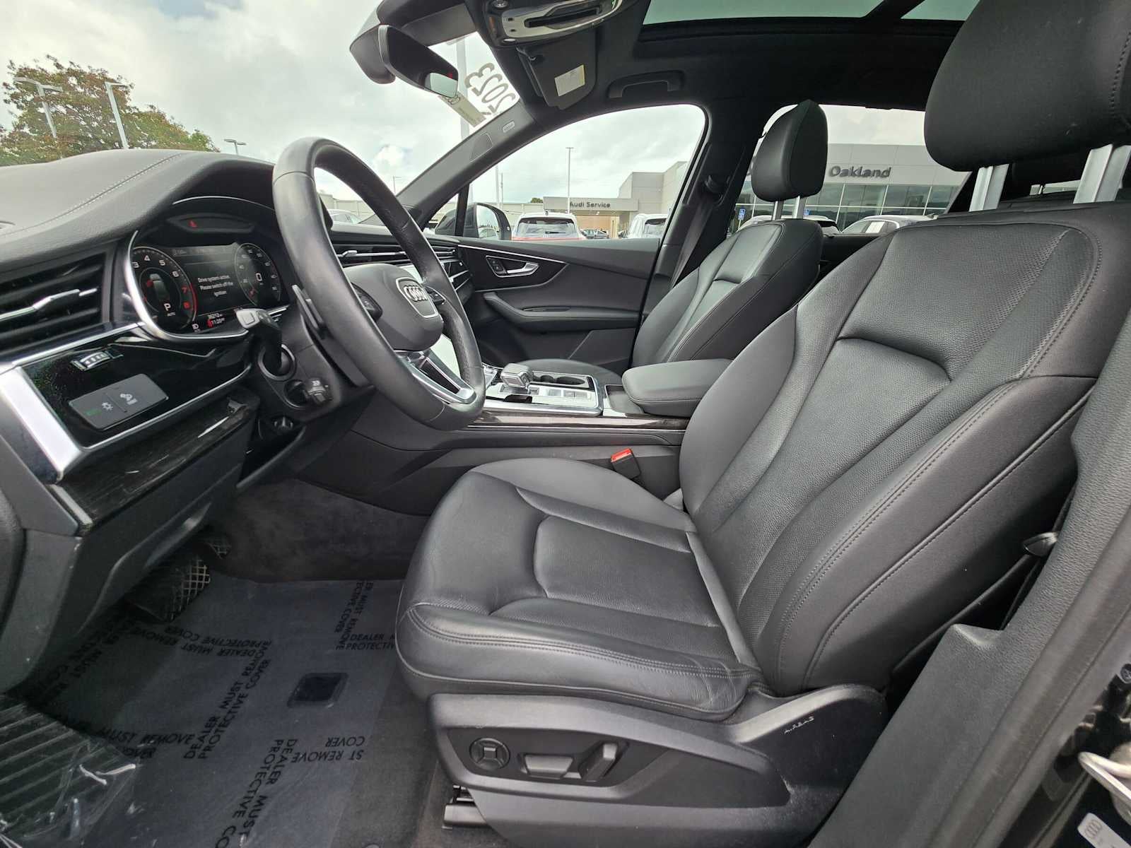2023 Audi Q7 Premium Plus