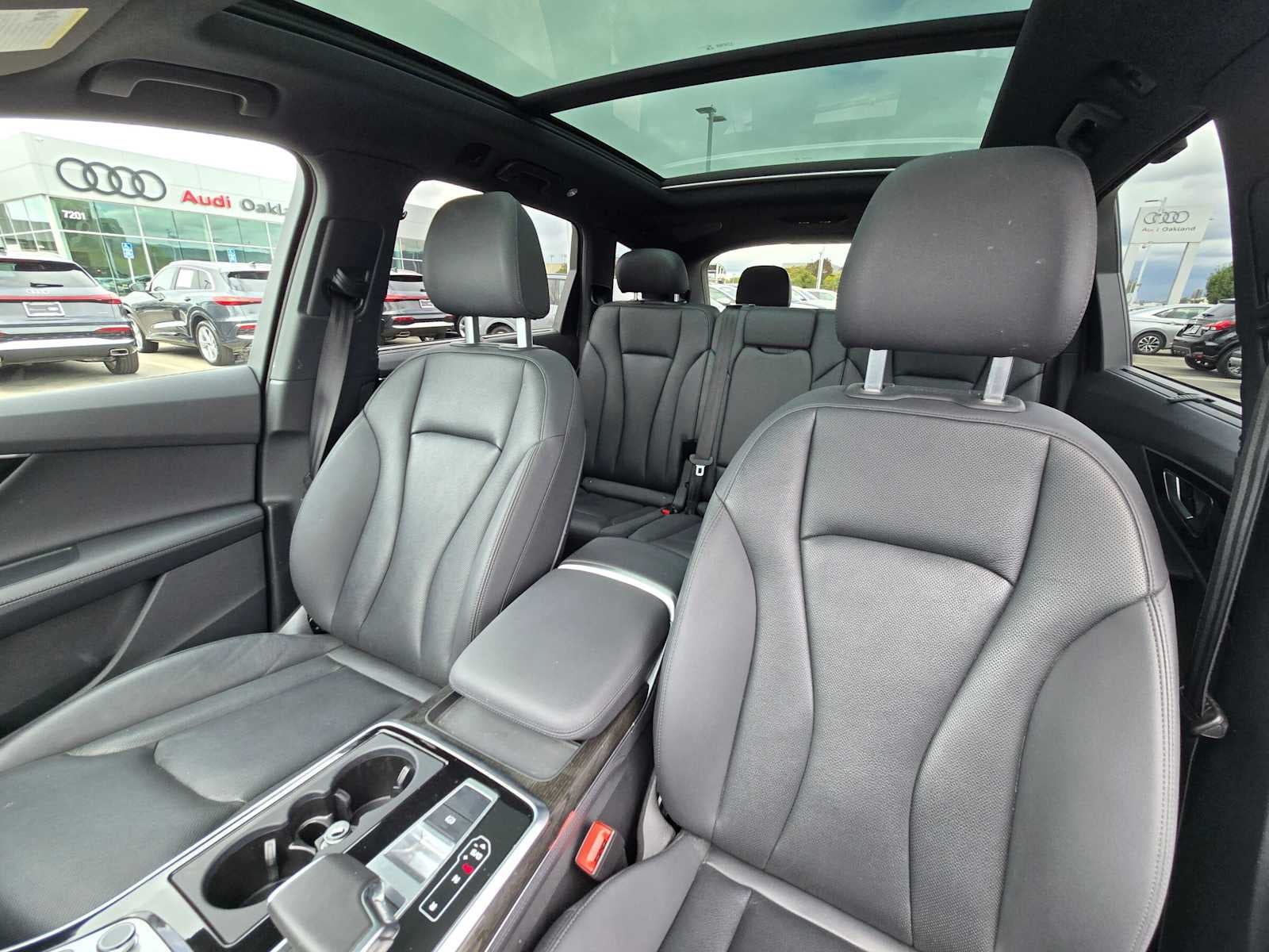 2023 Audi Q7 Premium Plus