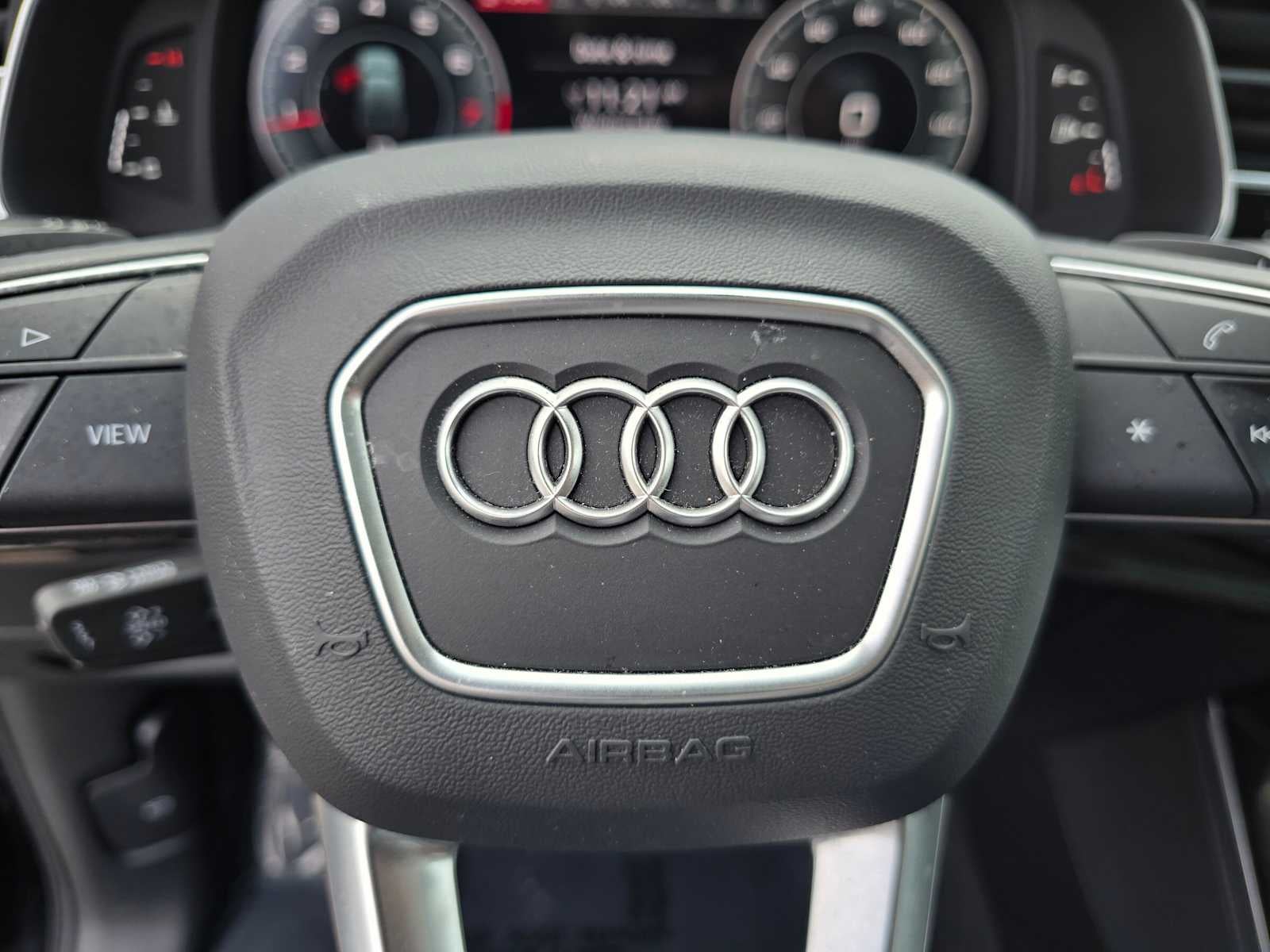 2023 Audi Q7 Premium Plus