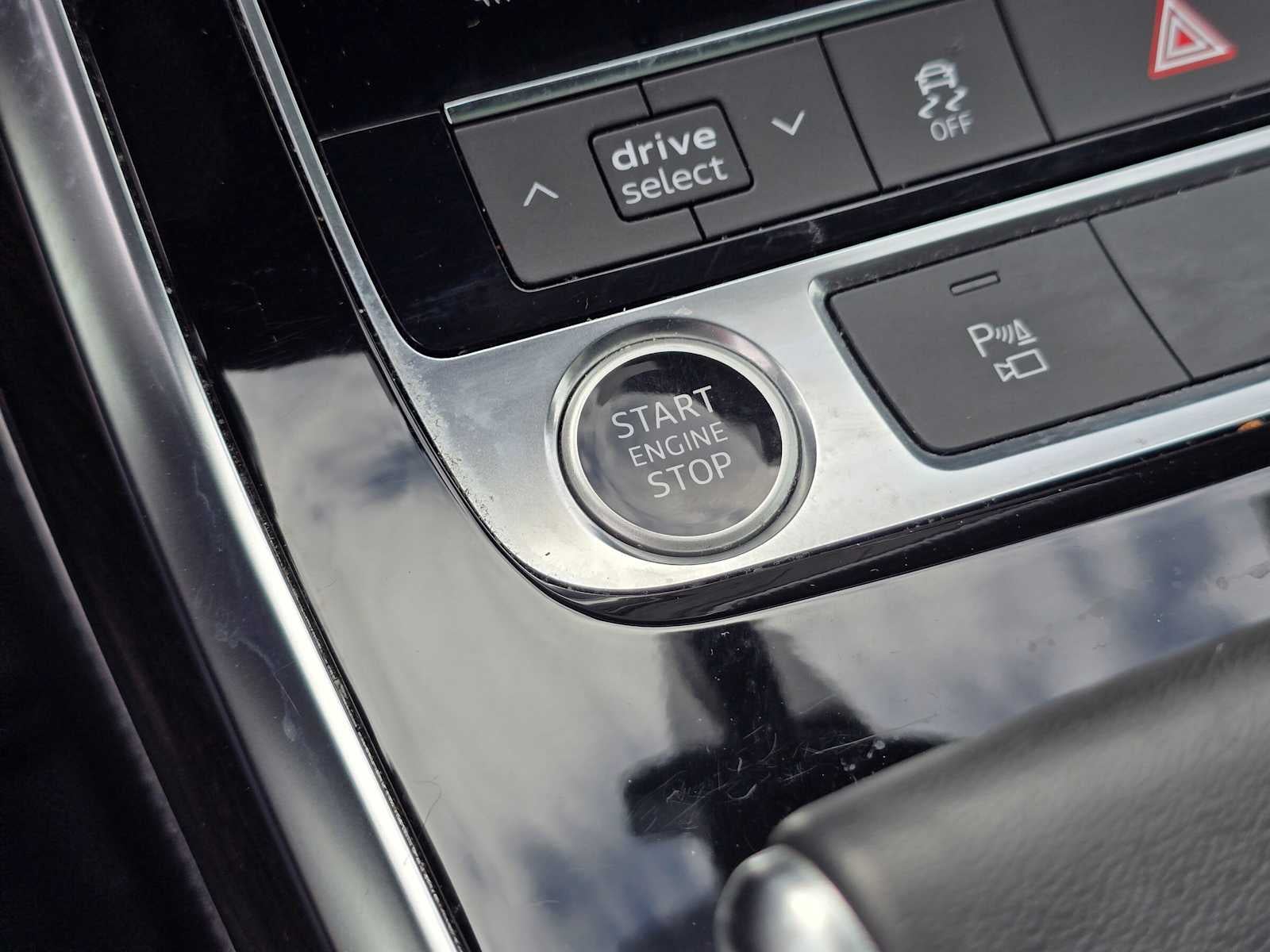 2023 Audi Q7 Premium Plus