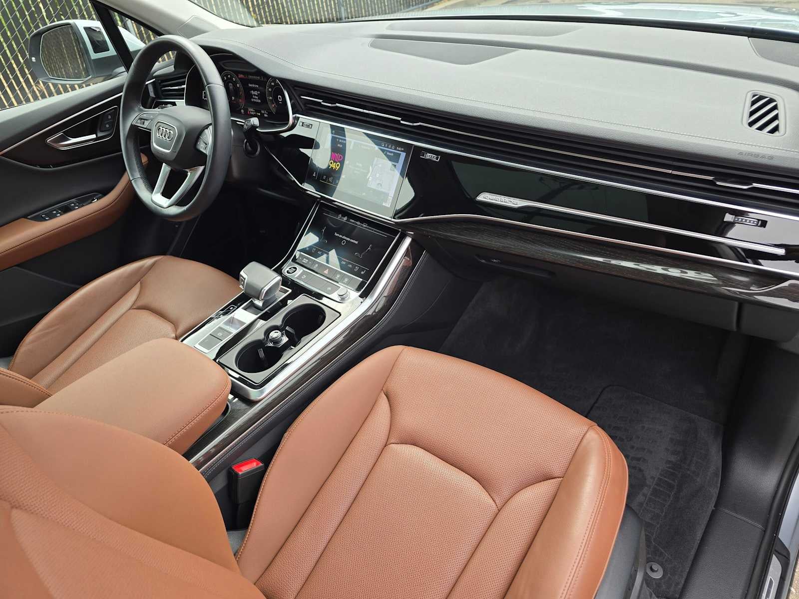 2023 Audi Q7 Premium Plus