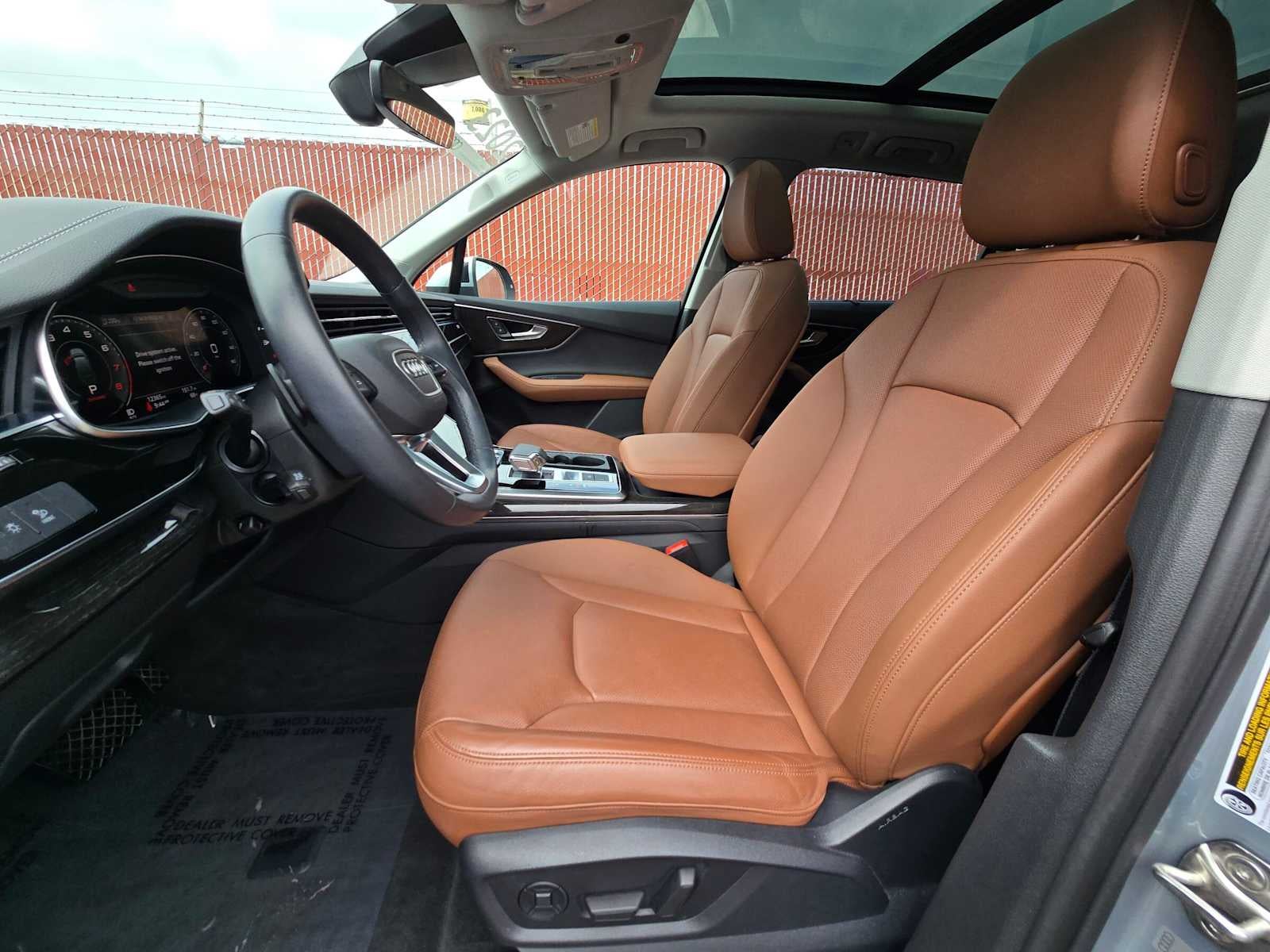 2023 Audi Q7 Premium Plus