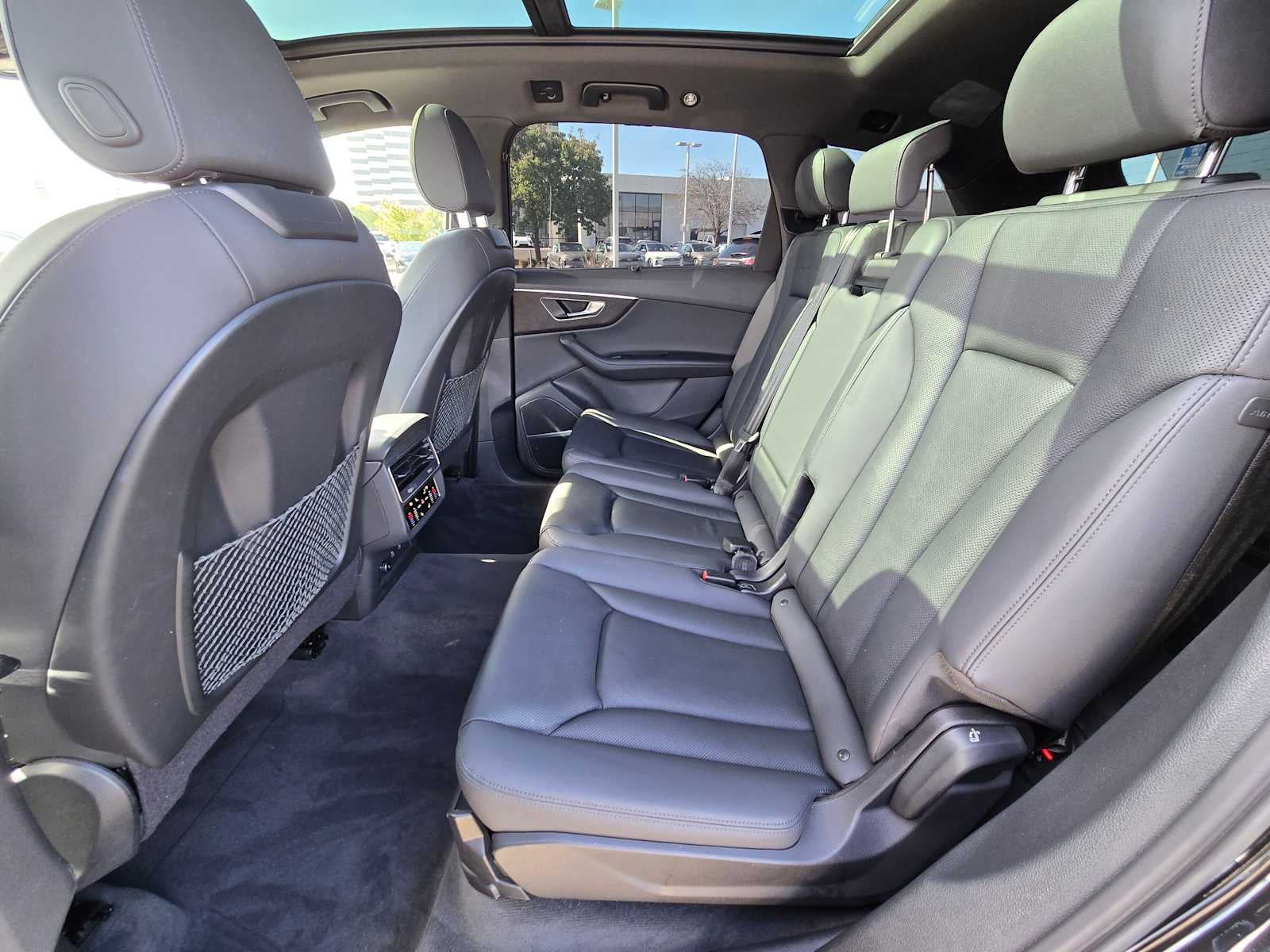 2023 Audi Q7 Premium Plus