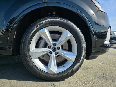 2023 Audi Q7 Premium Plus