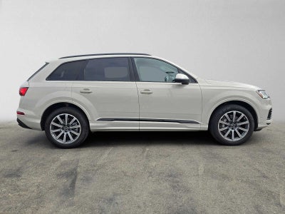 2023 Audi Q7 Premium Plus