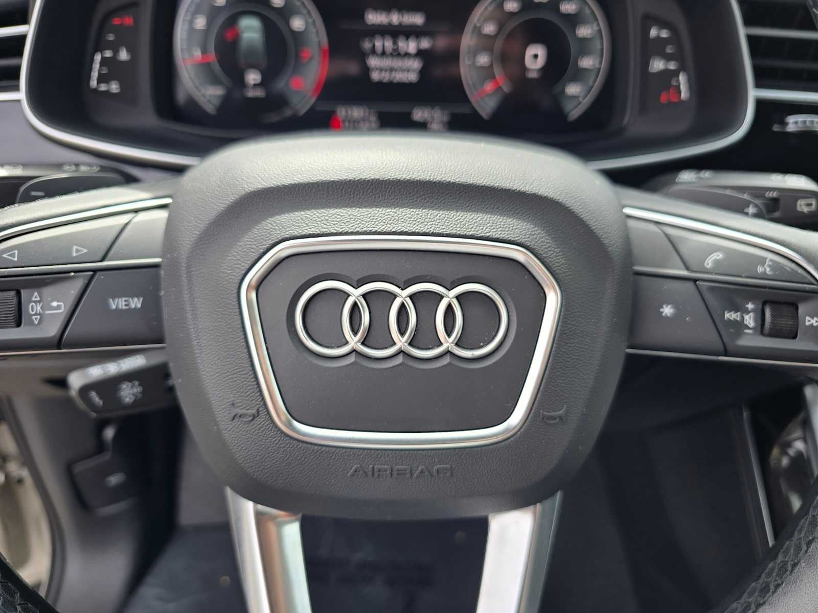 2023 Audi Q7 Premium Plus