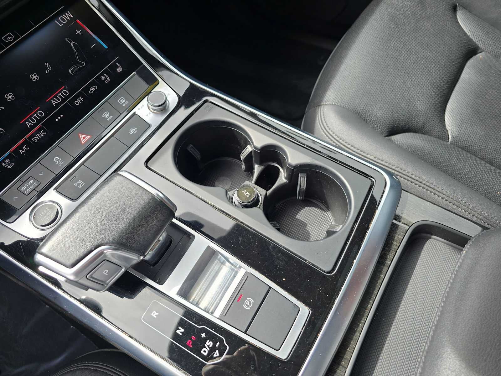 2023 Audi Q7 Premium Plus